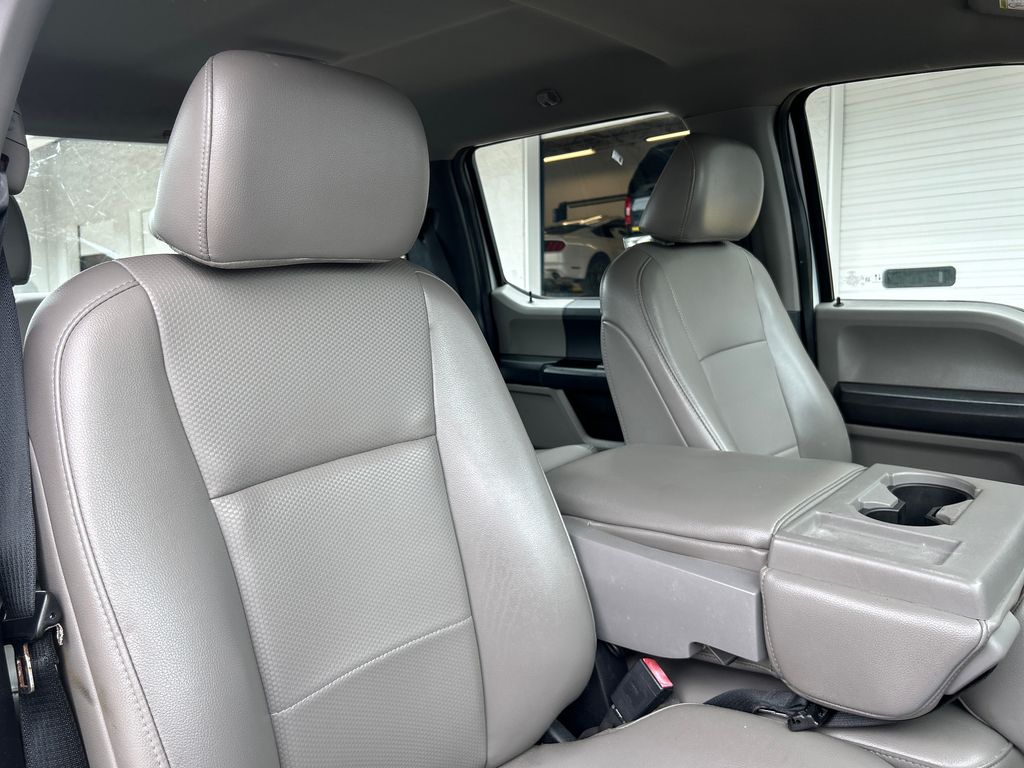 2021 Oxford White Ford Super Duty F-250 SRW XL 4X4 Truck