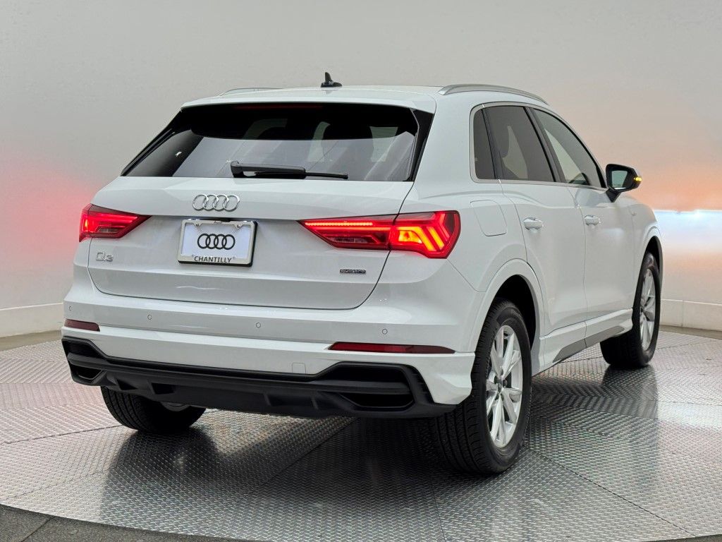 2024 Audi Q3 Premium Plus 9