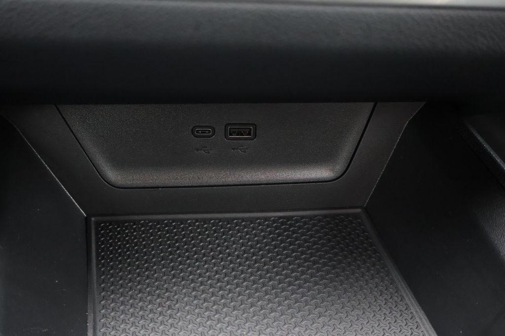 Thumbnail: 2026 Chevrolet Equinox - 29