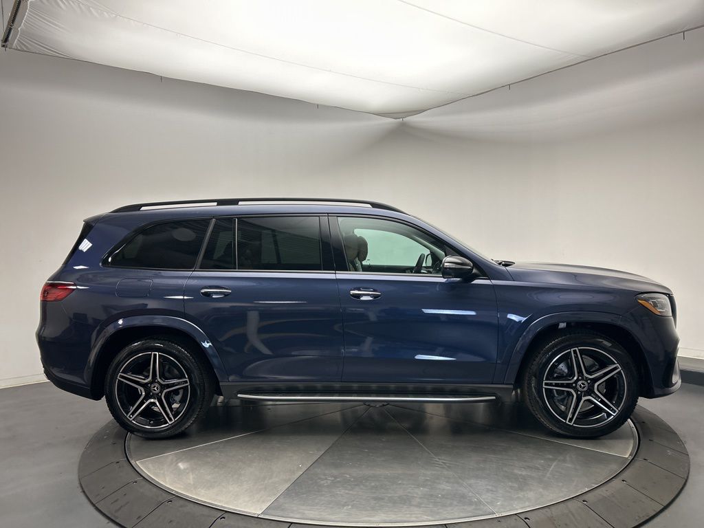 Thumbnail: 2026 Mercedes-Benz GLS - 8