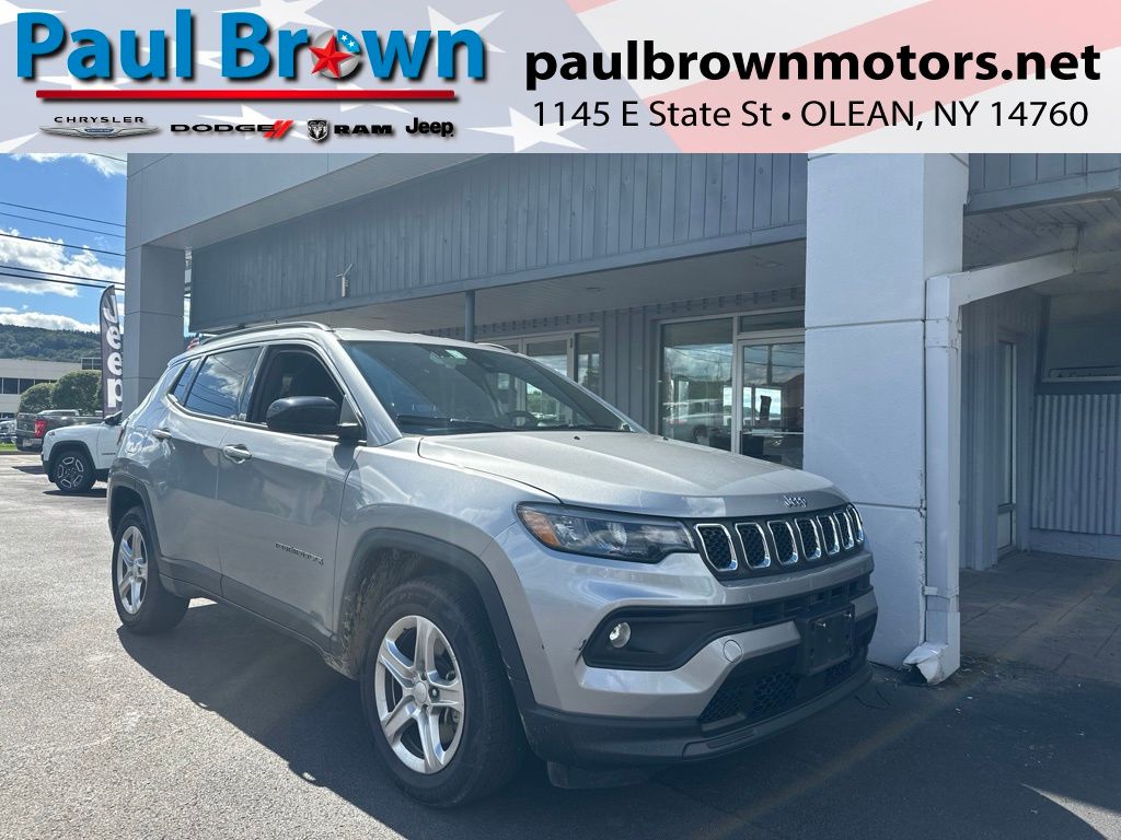 Silver Zynith Metallic Clearcoat 2024 Jeep Compass SUV / Crossover Four-Wheel Drive 8-Speed Automatic