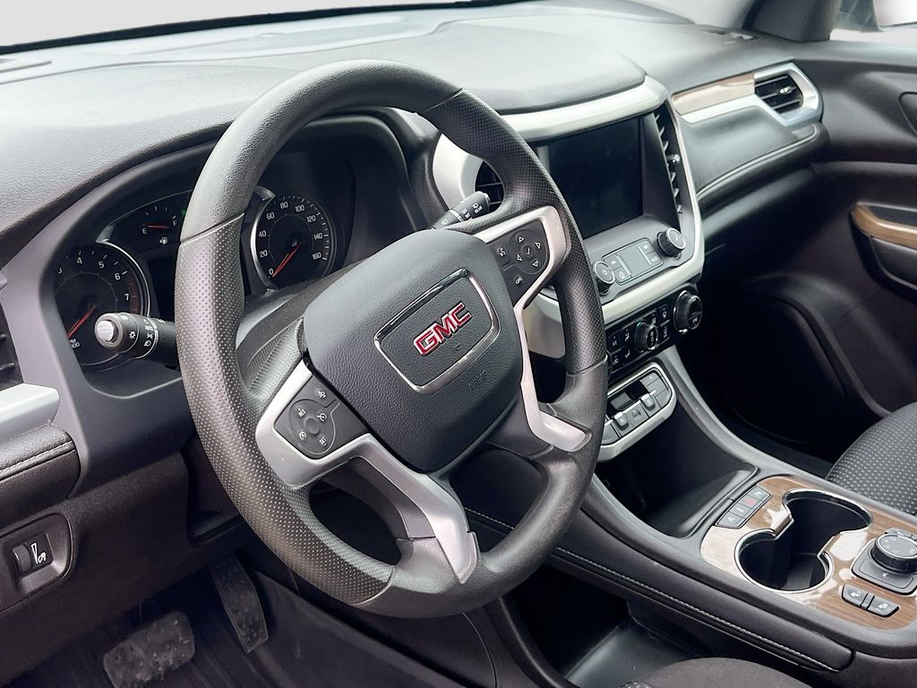 Used 2023 Black GMC SLE image 11