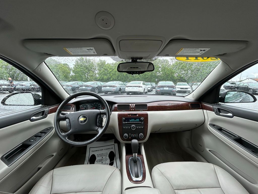 2011 Chevrolet Impala LTZ 10