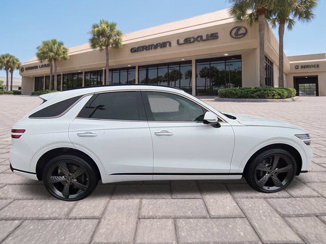 Used 2025 White Genesis 3.5T Sport image 3
