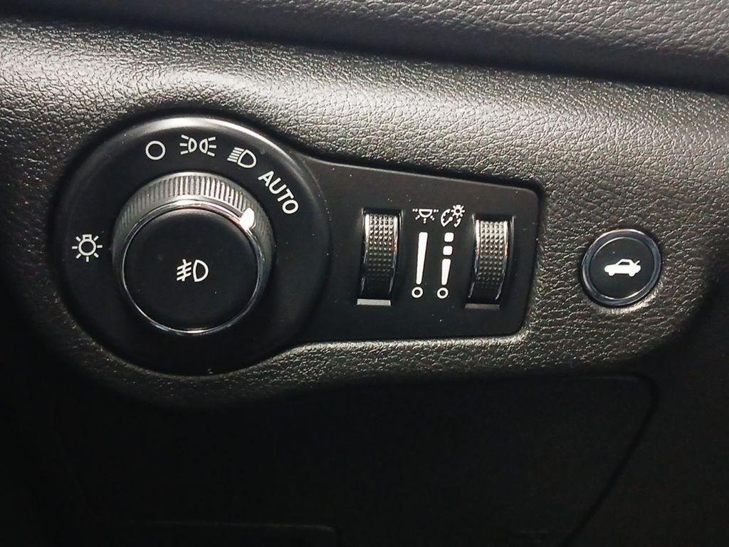 Used Car 2015 Chrysler 200  C For Sale Under $12,000 In Austin, Texas