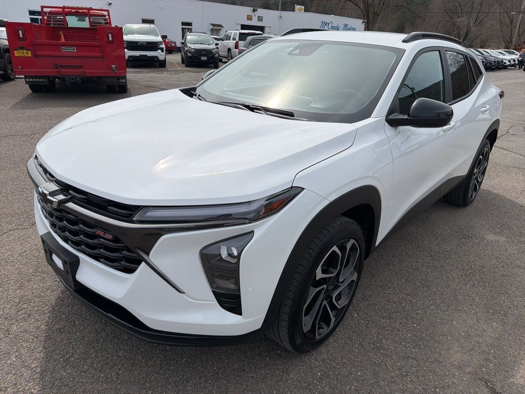 View vehicle photo 3