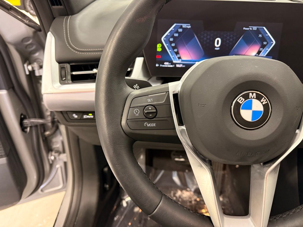 Thumbnail: 2025 BMW X1 - 13