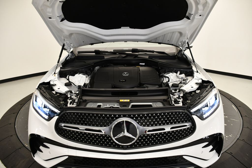 Thumbnail: 2025 Mercedes-Benz GLC - 12