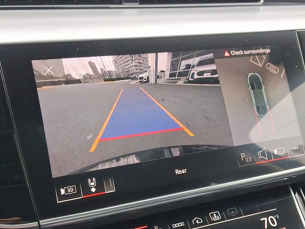 Thumbnail: 2023 Audi S8 - 18