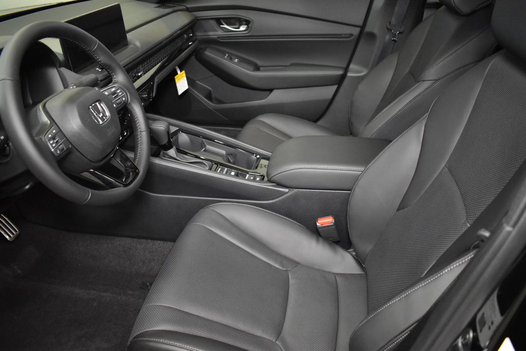 Thumbnail: 2025 Honda Accord - 19