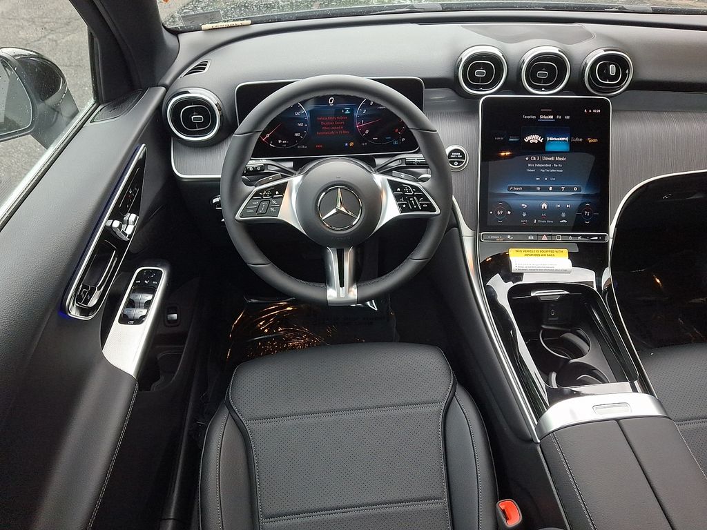 Thumbnail: 2026 Mercedes-Benz GLC - 8
