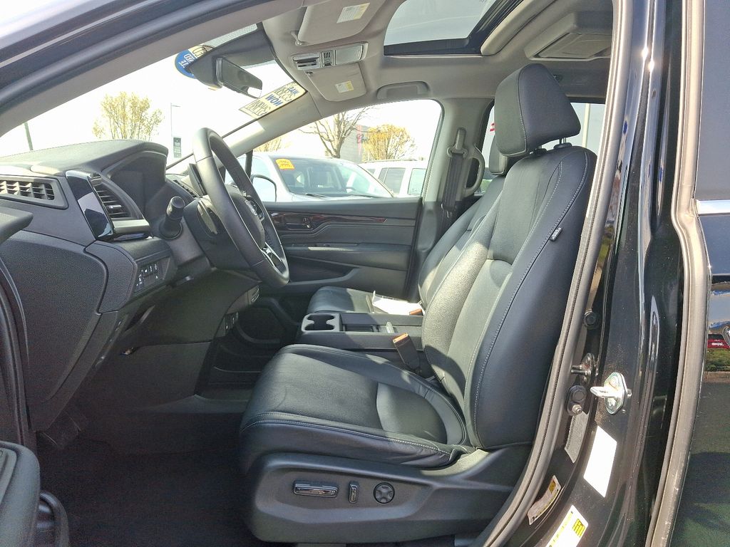 2022 Honda Odyssey Touring 18