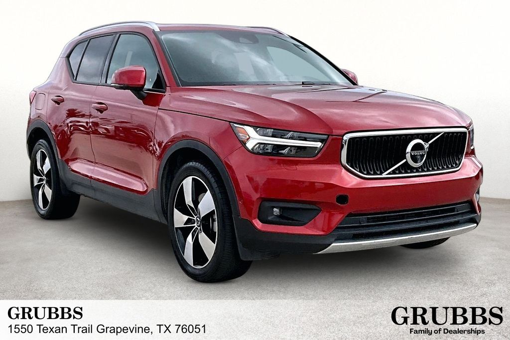 Fusion Red Metallic 2019 Volvo XC40 SUV / Crossover All-Wheel Drive Automatic
