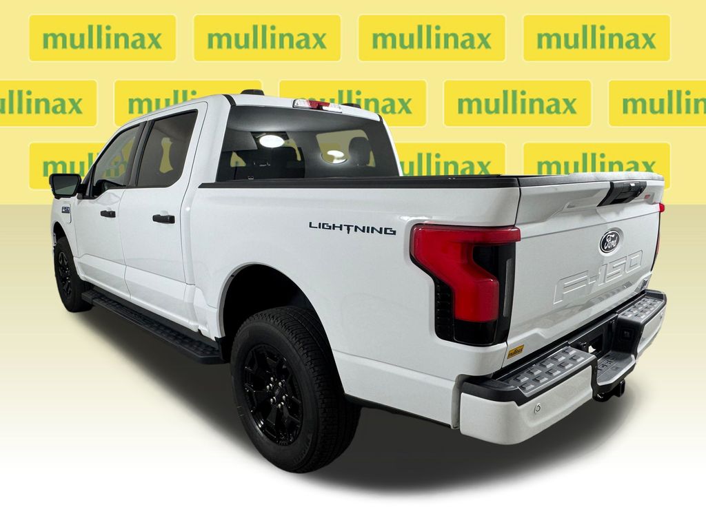 Certified Used 2025 White Ford XLT image 11