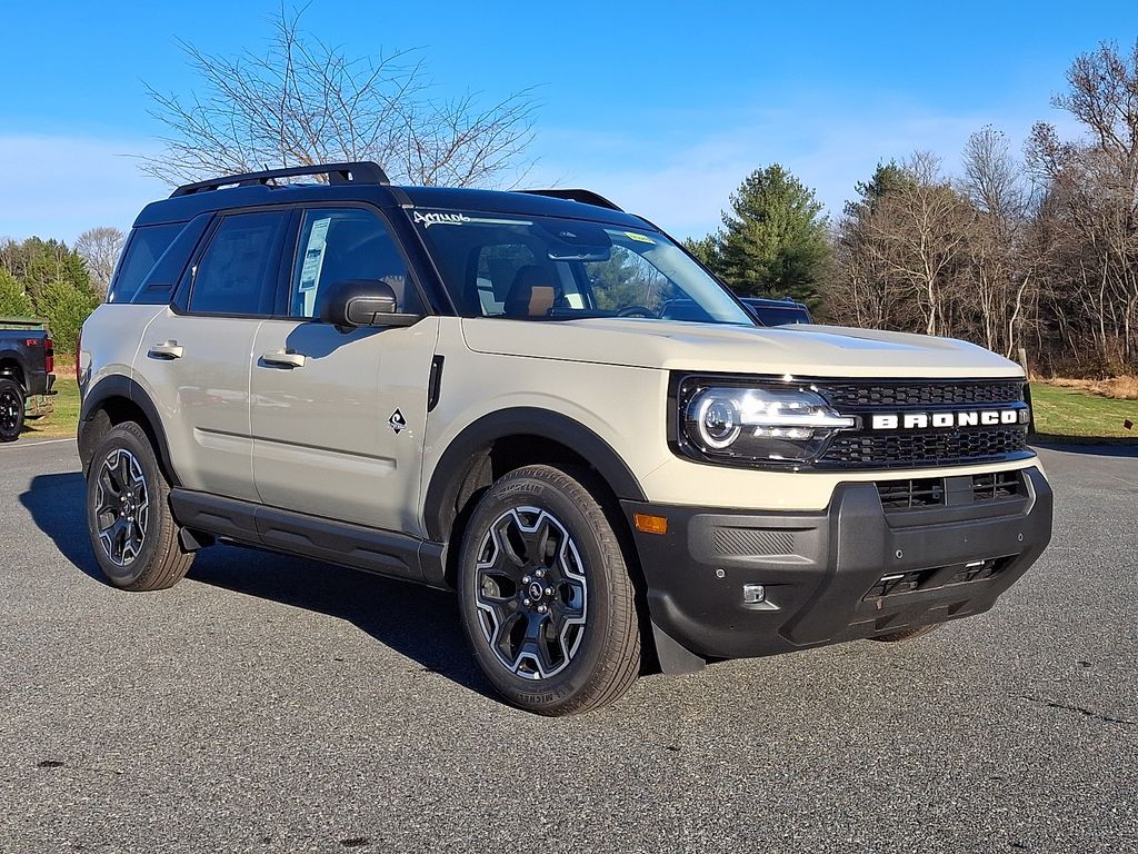 2025 Ford Bronco Sport Outer Banks's photo