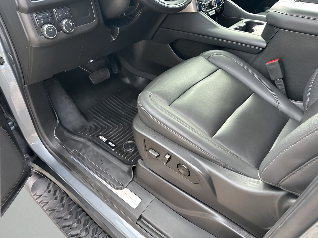 Used Car 2022 Chevrolet Suburban  Z71 For Sale Under $50,000 In Austin, Texas