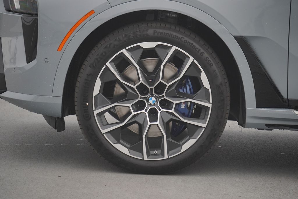 2025 BMW X7 xDrive40i 5