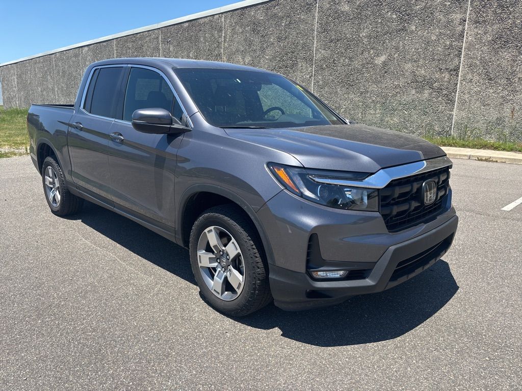 Gray 2025 Honda Ridgeline RTL AWD Pickup Truck All-Wheel Drive 9-Speed Automatic