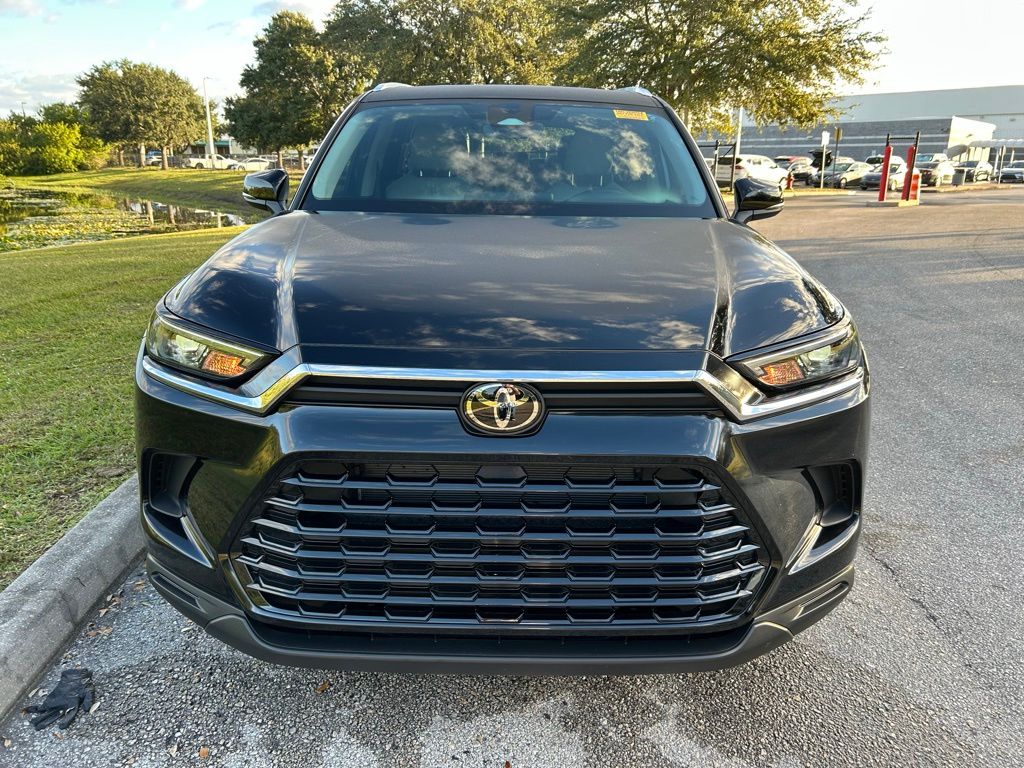 Thumbnail: 2024 Toyota Grand Highlander - 8