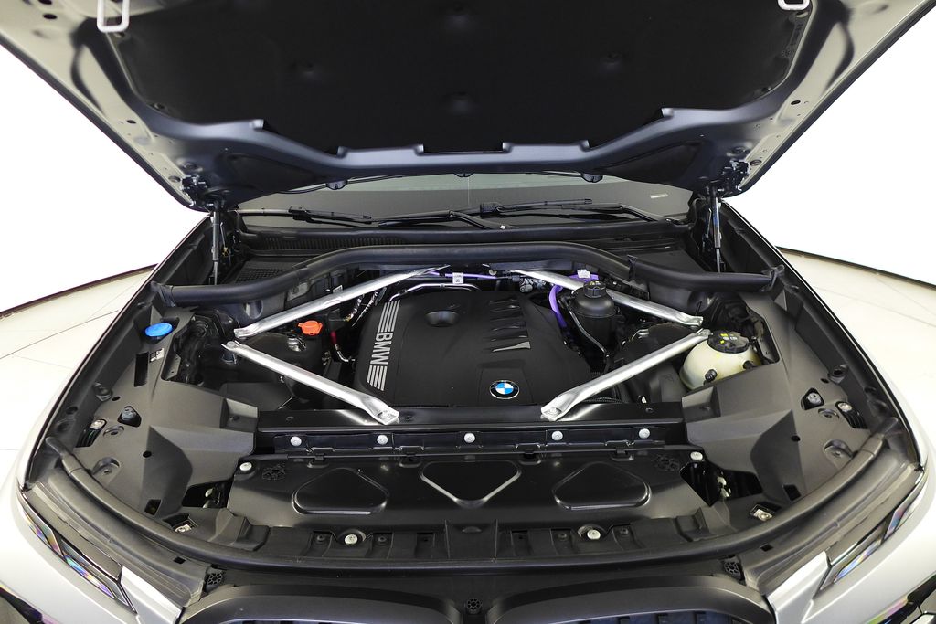 Thumbnail: 2024 BMW X7 - 6