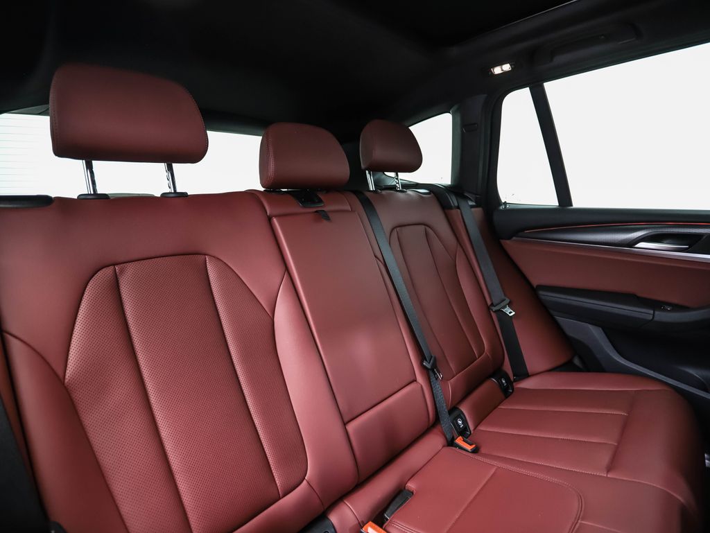 Thumbnail: 2022 BMW X3 - 27