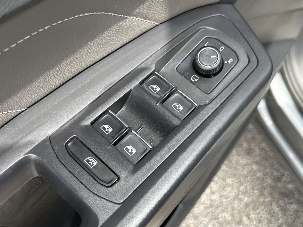 2021 Volkswagen Atlas 3.6L V6 SEL Premium R-Line  at Wharton Ford