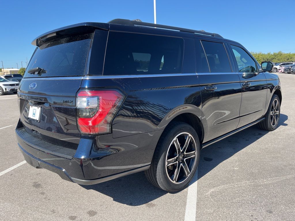 Thumbnail: 2021 Ford Expedition MAX - 4