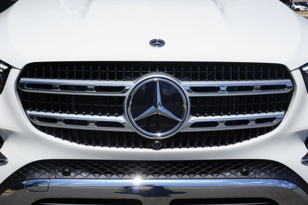 Thumbnail: 2026 Mercedes-Benz GLE - 9