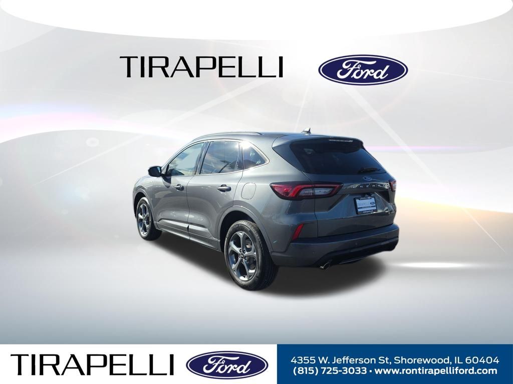 Certified Used 2023 Gray Ford ST-Line image 2