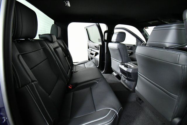 2026 Toyota Tundra SR5 - Photo 23