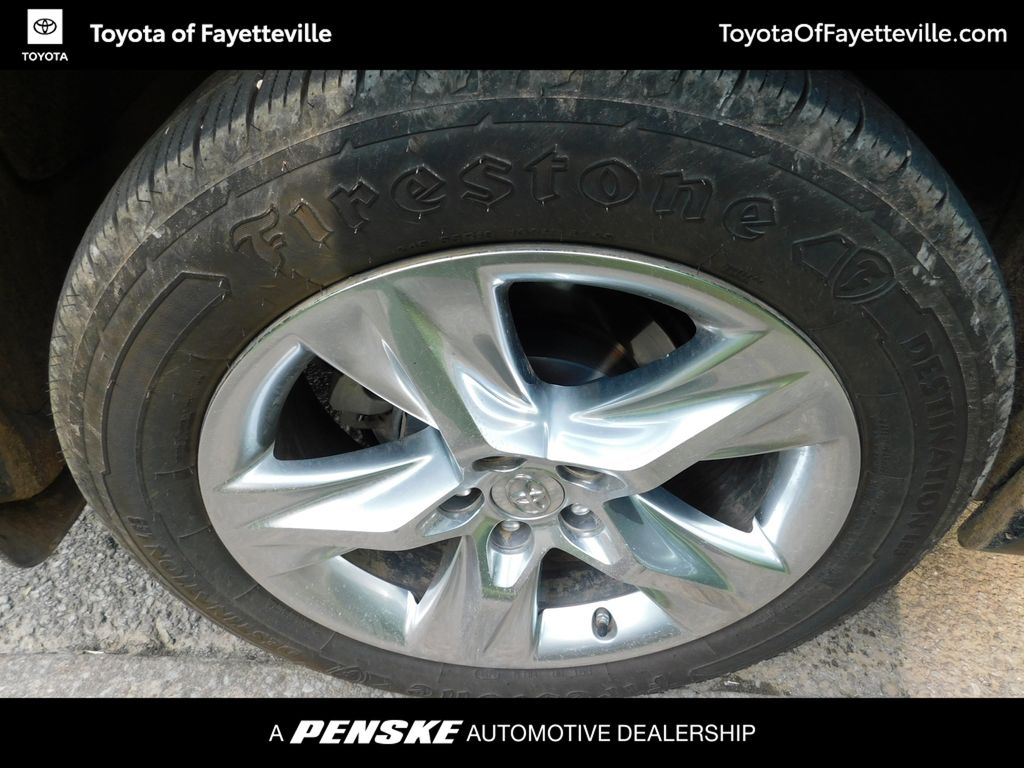 2015 Toyota Highlander Limited 8