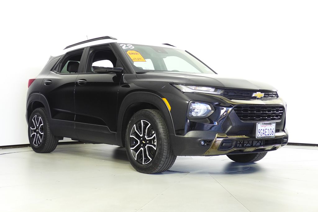 Thumbnail: 2023 Chevrolet TrailBlazer - 4