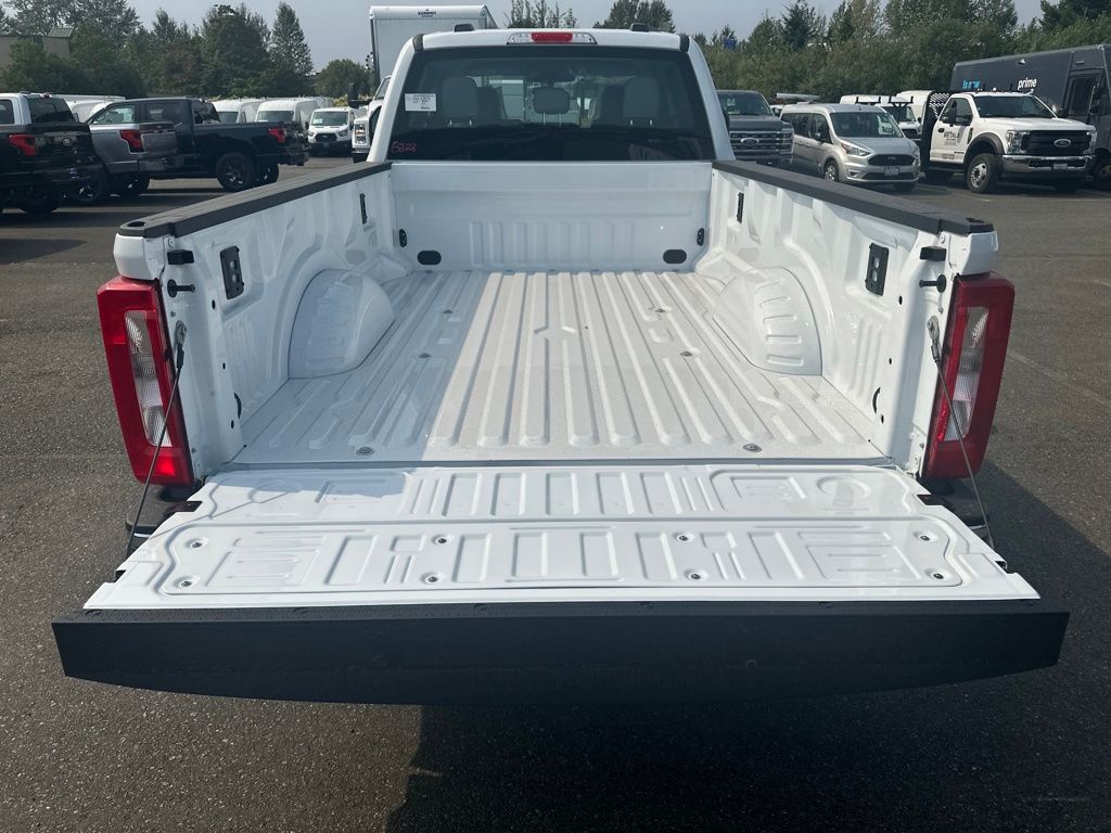 New 2026 Ford Super Duty F-250 Crew Cab 8' Box XL