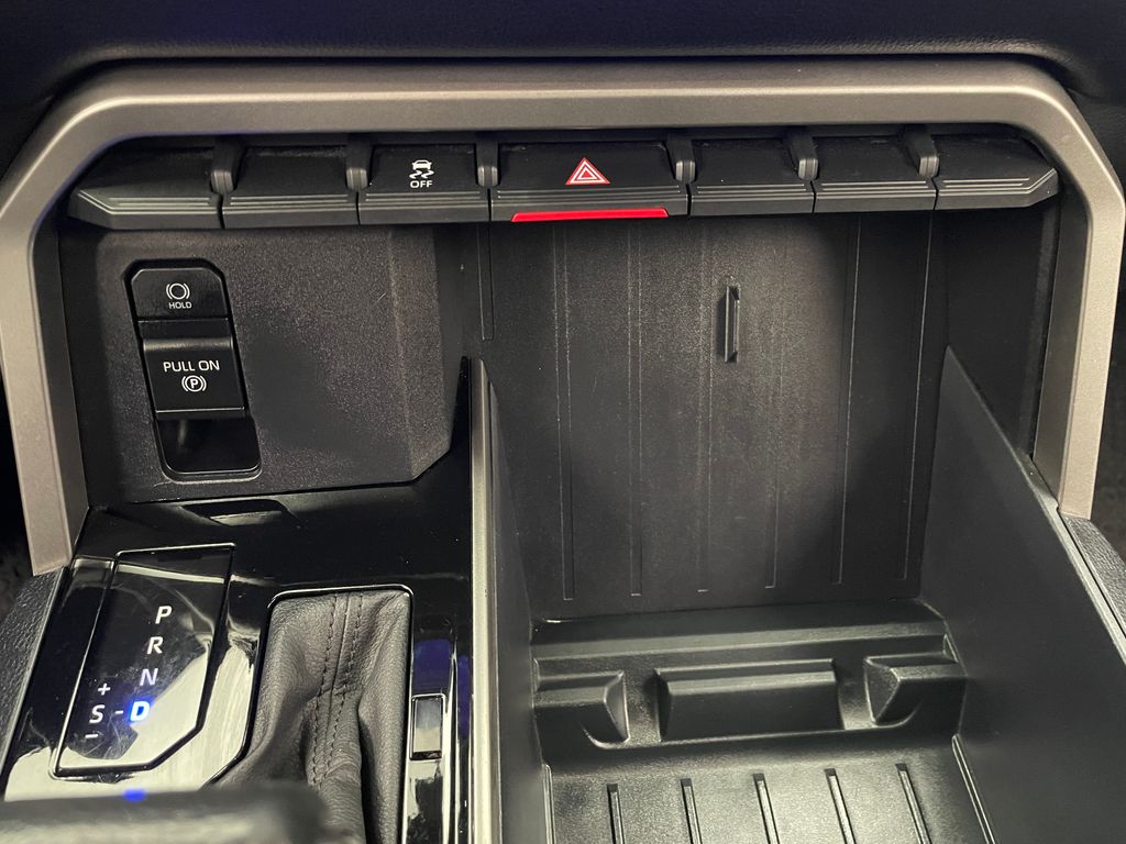 Thumbnail: 2023 Toyota Tundra - 30