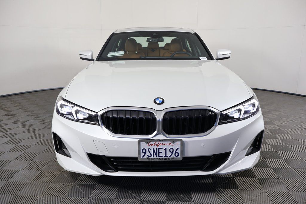 Thumbnail: 2025 BMW 3 Series - 2