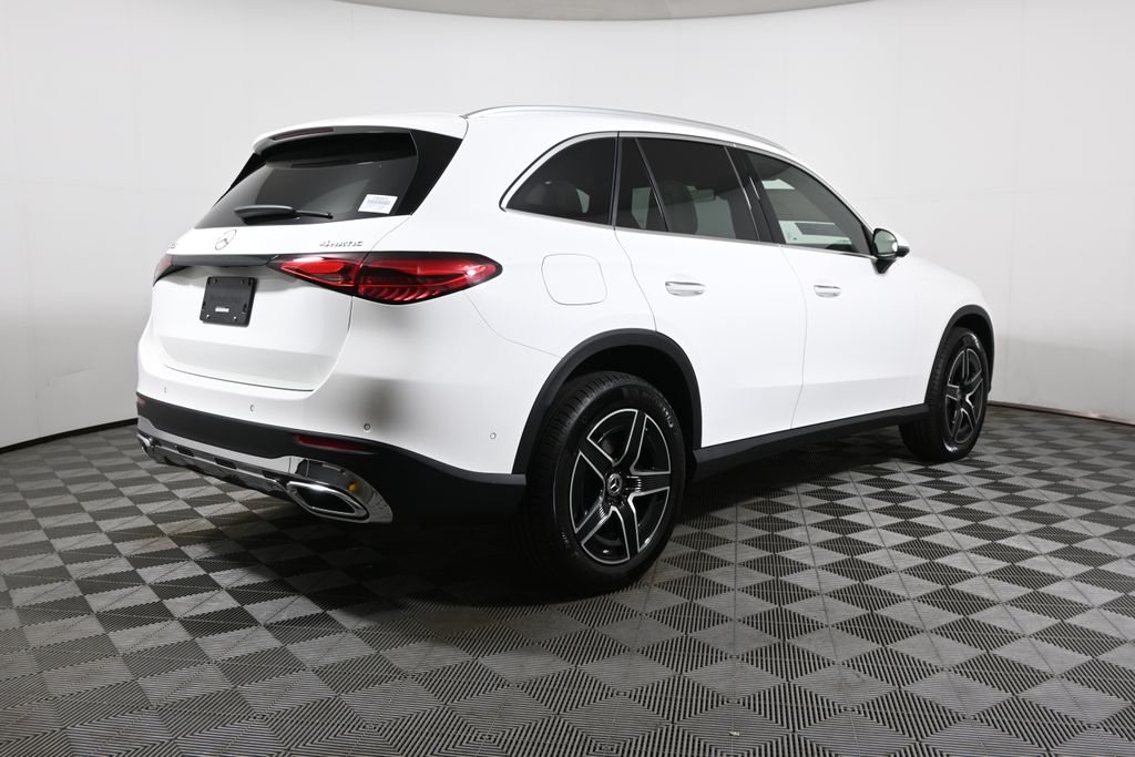 Thumbnail: 2027 Mercedes-Benz GLC - 7