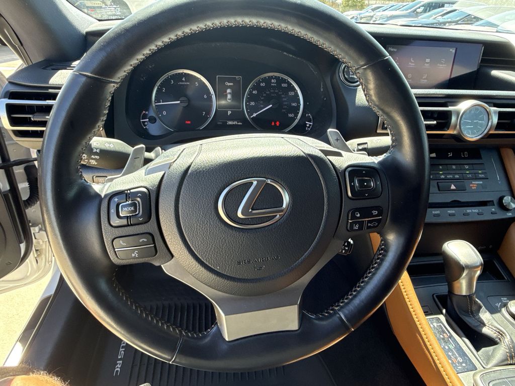 Thumbnail: 2022 Lexus RC - 21