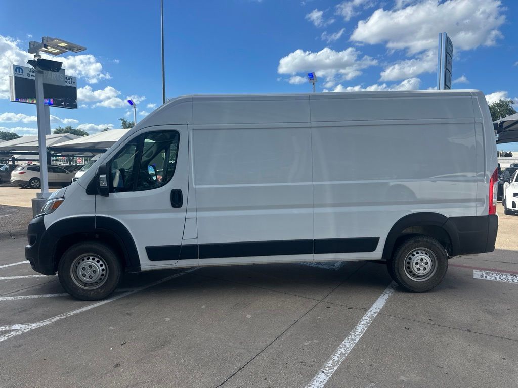 Bright White Clearcoat 2025 RAM ProMaster 2500 SLT 159 High Roof Cargo Van FWD Van Front-Wheel Drive 9-Speed Automatic