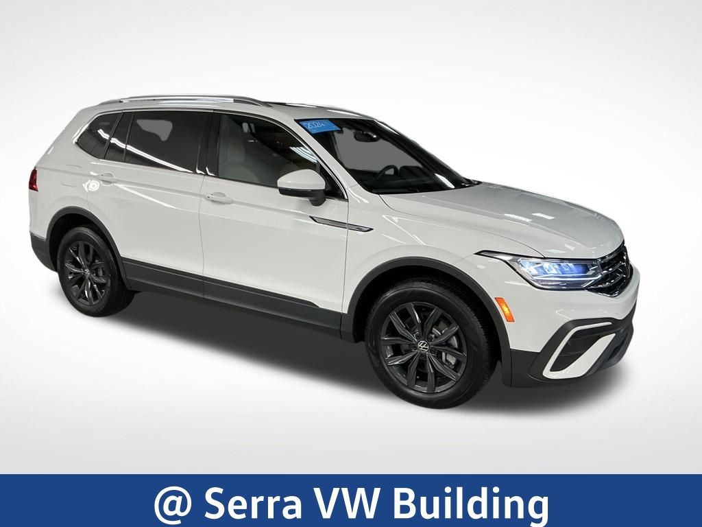 Certified Used 2024  Volkswagen 2.0T SE image 7