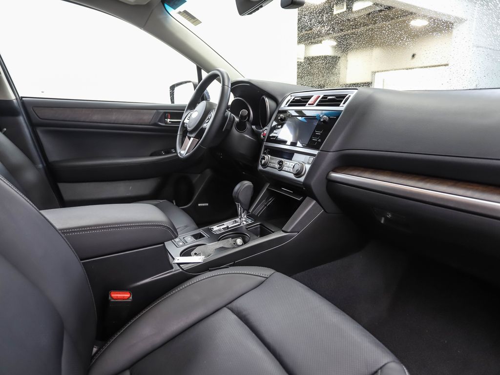 2017 Subaru Outback 2.5i Limited 29