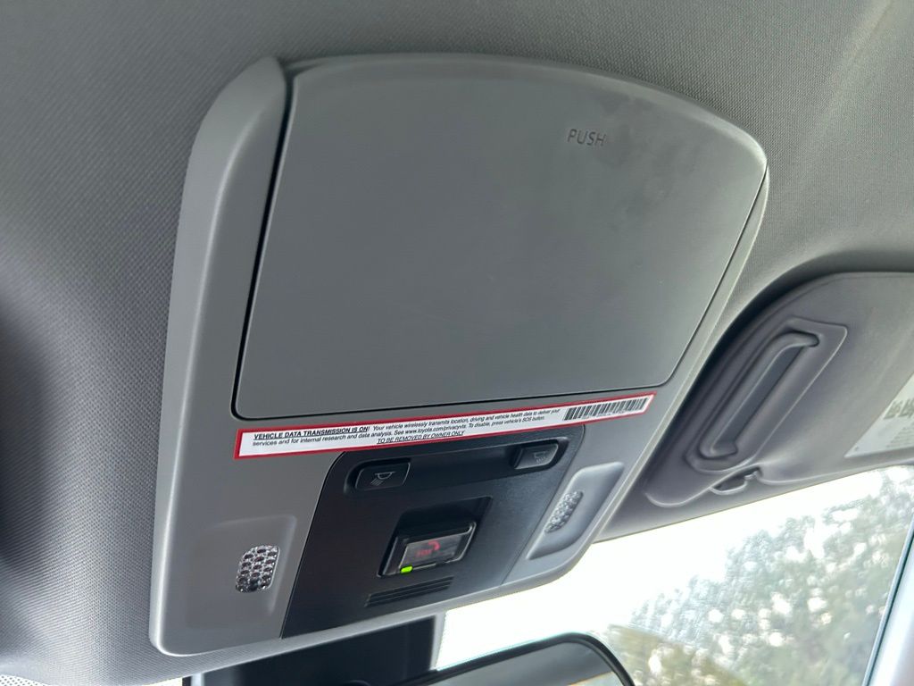 Thumbnail: 2023 Toyota Camry - 28