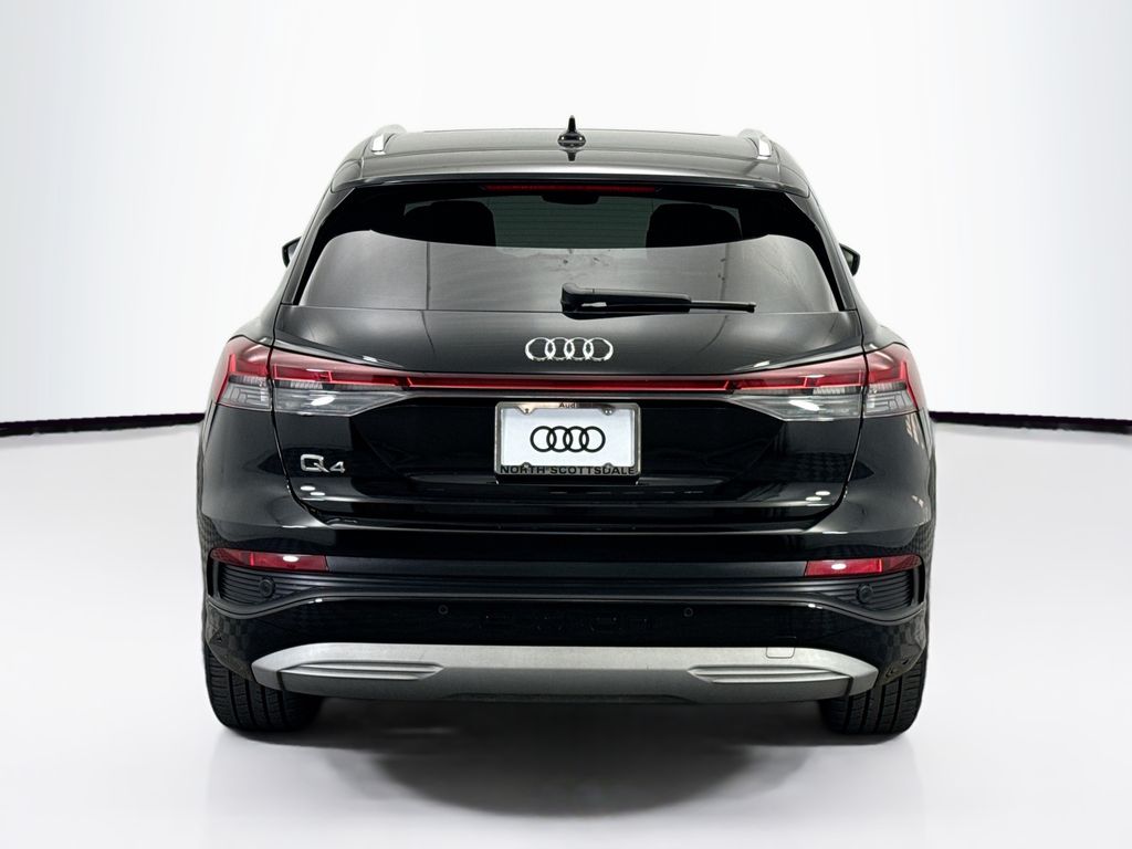 Thumbnail: 2023 Audi Q4 e-tron - 6