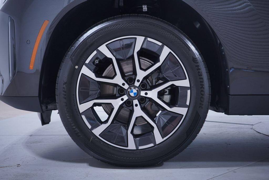 Thumbnail: 2026 BMW X3 - 2