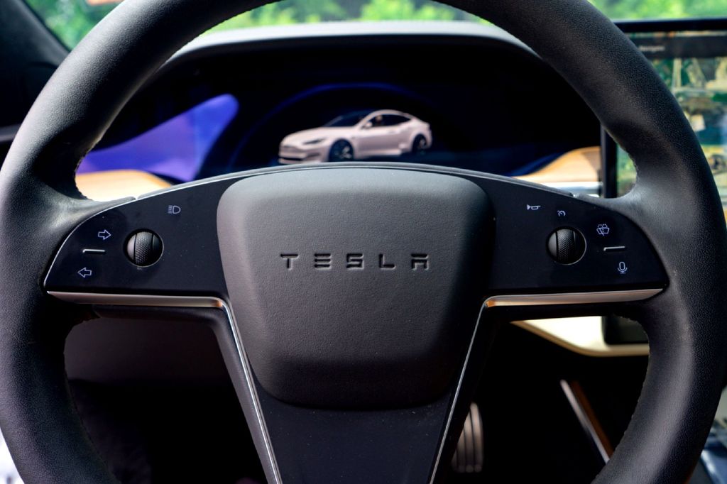 Used Car 2023 Tesla Model S  Standard Range For Sale Under $60,000 In Taylor, Texas