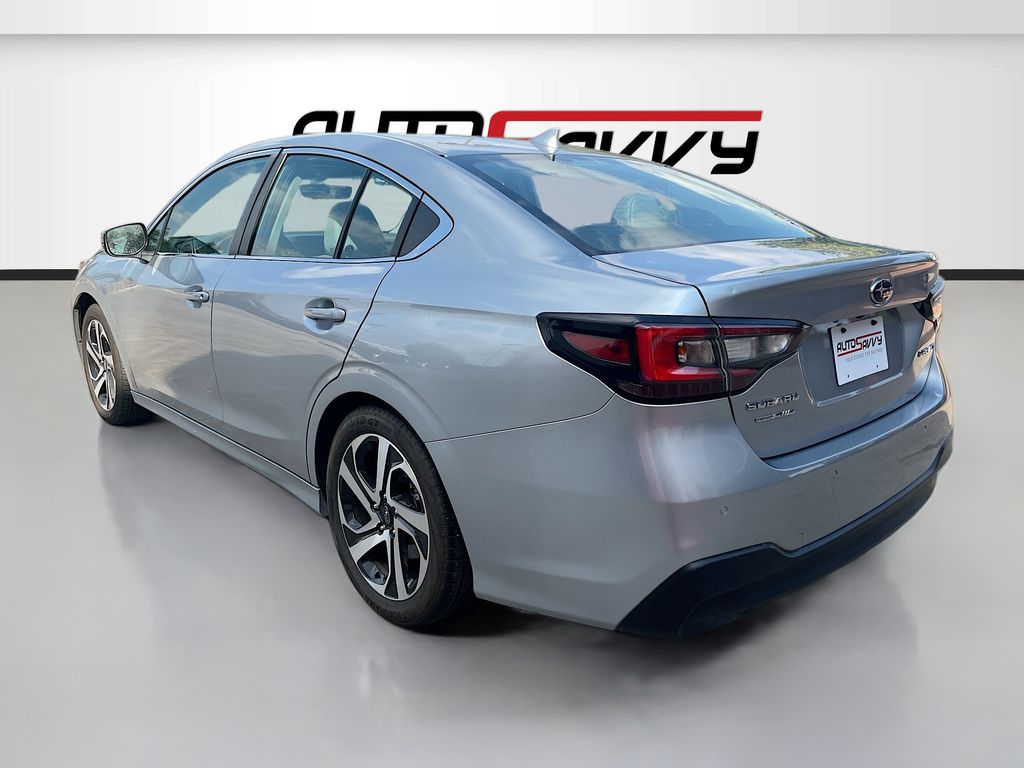 Used 2022 Silver Subaru Limited image 5