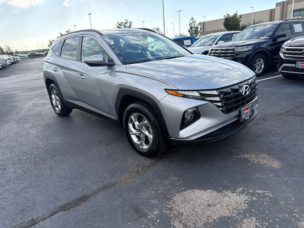Shimmering Silver 2024 Hyundai Tucson SUV / Crossover All-Wheel Drive 8-Speed Automatic