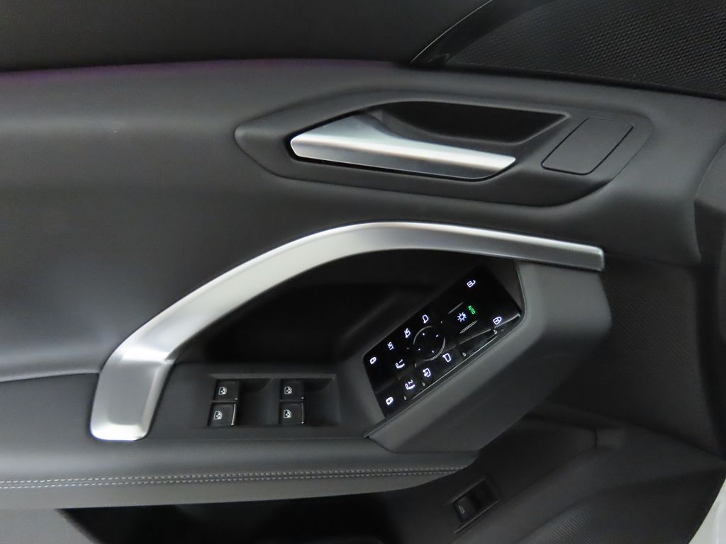 2025 Audi Q5 Premium 26