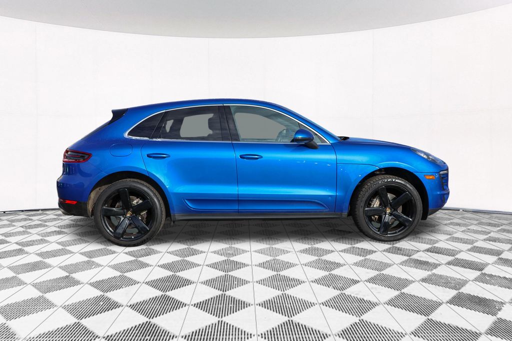 2016 Porsche Macan S 7