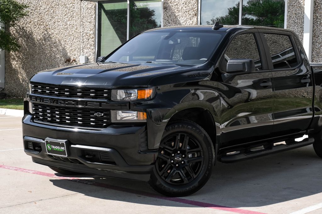 View vehicle photo 5