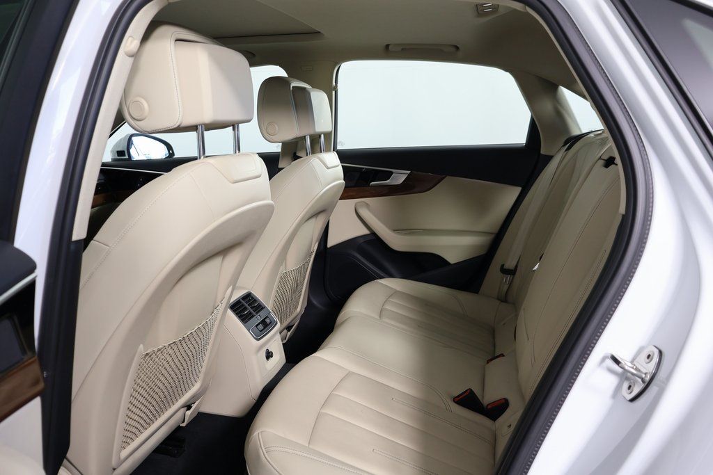 Thumbnail: 2023 Audi A4 - 11